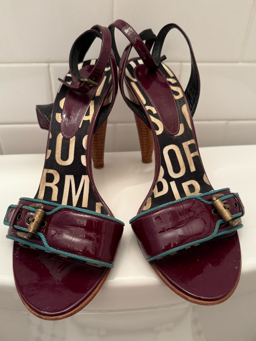 2006 Marc Jacobs Patent Purple Ankle Strap Heels with Teal Trim